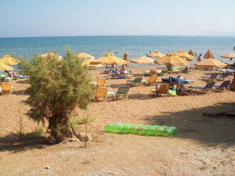 Kato Stalos Beach Екстериор снимка